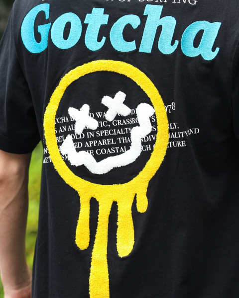 GOTCHA] スマイリー フェイス Tシャツ GOTCHA PEETファミリーセール