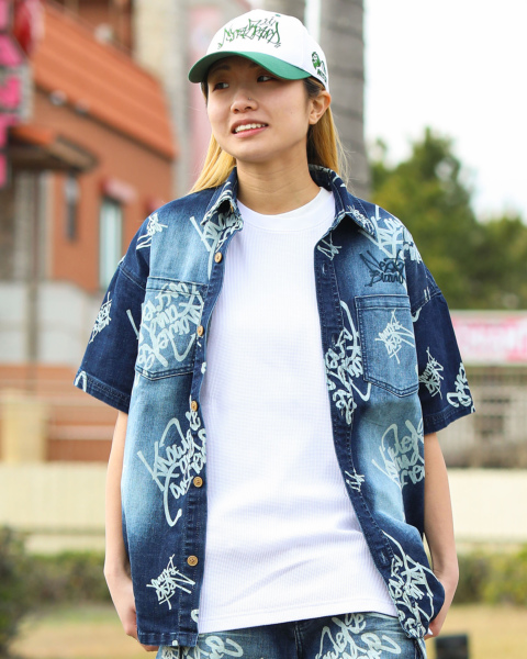 Karisma 半袖Tシャツ TITTA ボニ - Size AM Karisma 半袖TシャツTITTA ポニーSize CL - フィギュアスケート